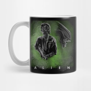 Ripley and alien in fog Mug